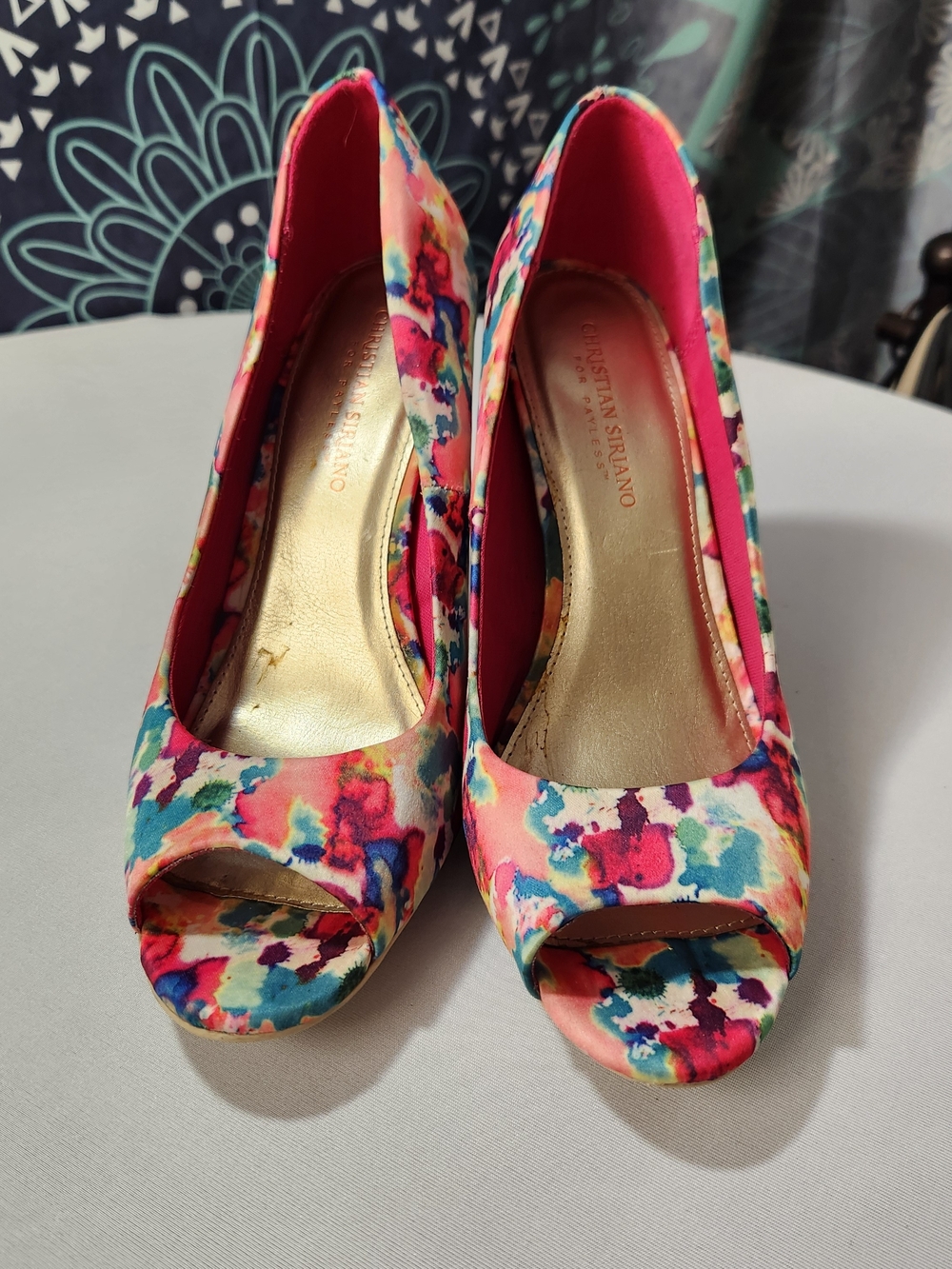 ⭐️Christian Siriano Floral Watercolor Peep Toe Stiletto Heels Pumps Vibrant 9.5 - Picture 2 of 16